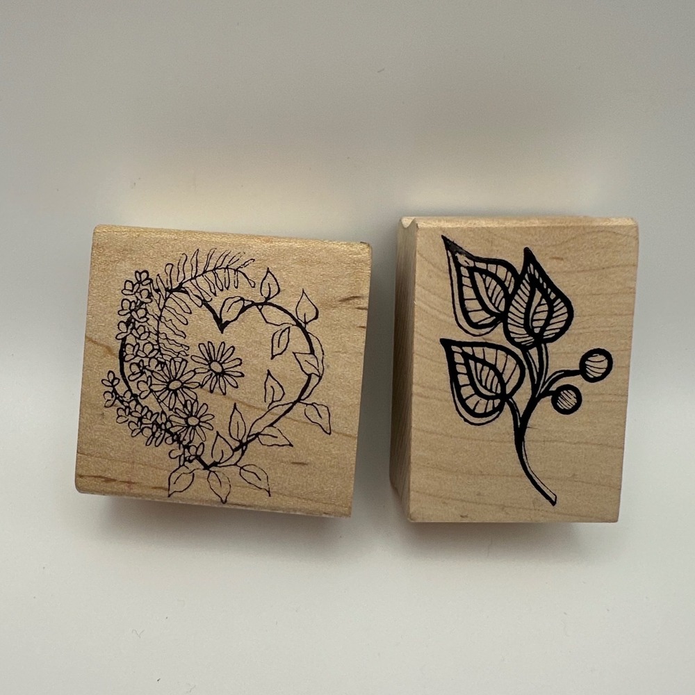 Magenta Floral Heart Wreath 08-102-H Berries Stem 14-307-G Rubber Stamp Lot New